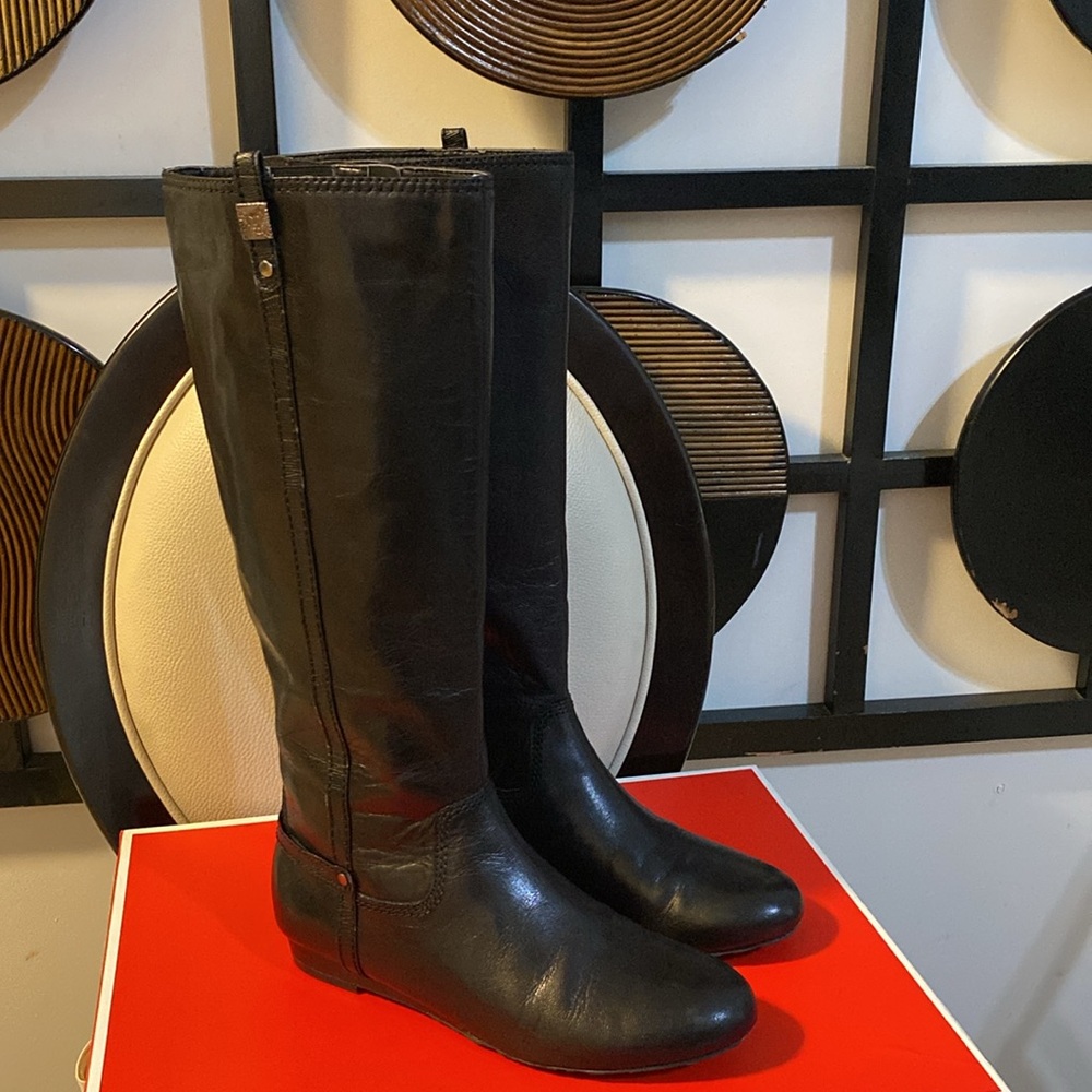 Anne Klein boots fairly used clean